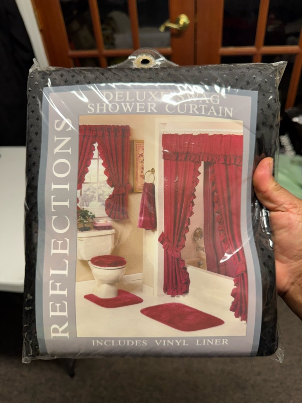 Deluxe Swag Shower Curtain, includes Vinyl  Liner.